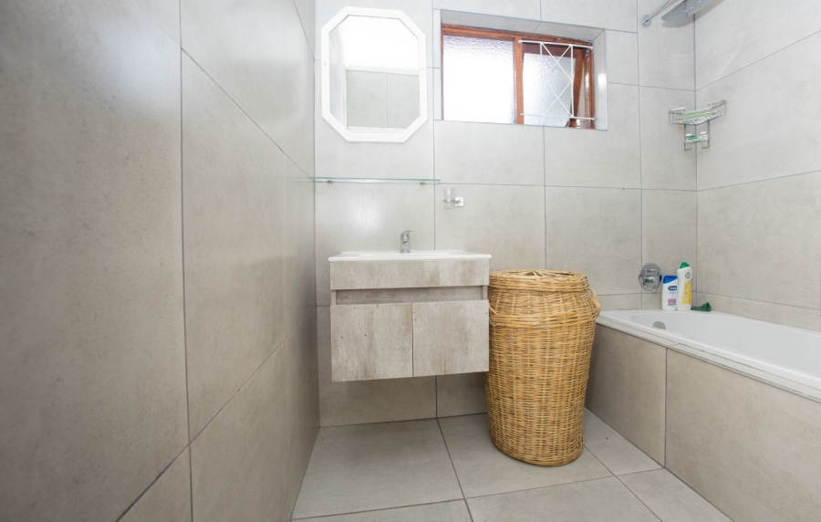 4 Bedroom Property for Sale in Baysville Eastern Cape
